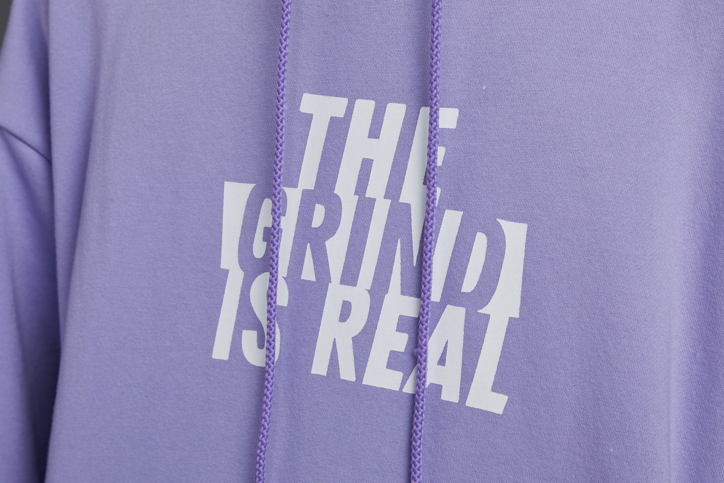 THE GRIND IS REAL 系列 - 品牌帽 TEE